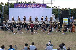 種子島中学校吹奏楽部の演奏