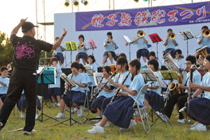 種子島中学校吹奏楽部の演奏