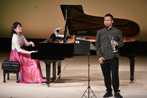 田中美幸さんのピアノ、堂園和也さんのトランペットの演奏