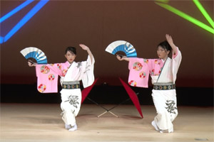 日本舞踊「花の兄妹」