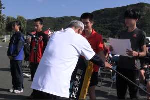 �\���D�����q��