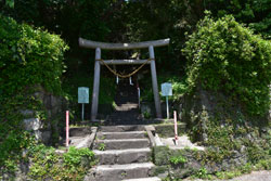 伊関神社