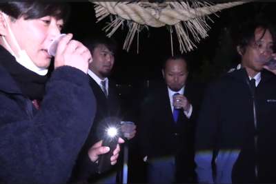 ���_�����󂯂�