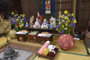 ��q���̐̂̂ЂȂ܂�̏���