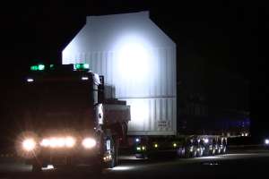 �t�F�A�����O��ύڂ����g���[���[�ߌ�10���̒荏�ɓ��ԍ`���o��