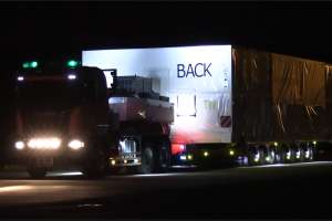 �ߌ�10���̒荏�ɓ��ԍ`���o��