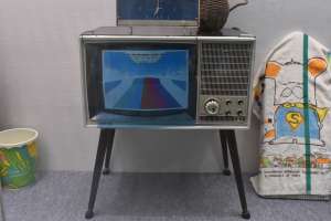 �u���E���ǃe���r